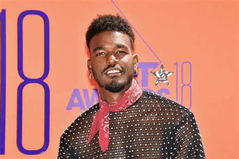 Luke James Biography .